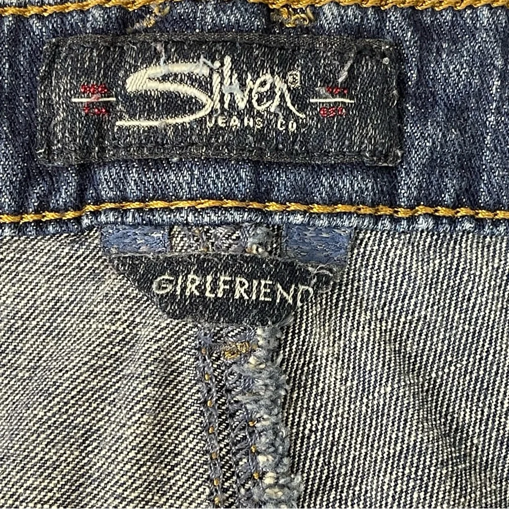 SILVER GIRLFRIEND WOMENS DENIM JEANS SIZE 24/27L, VERY GOOD CONDITION PR…